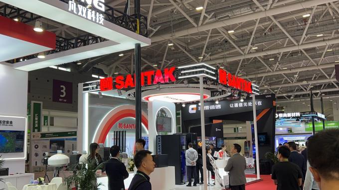 Visench Fortress 3P3P 120KVA 120KW Drei-Phasen-UPS-Stromversorgung Tpwer Online-UPS für Netzwerkdatenzentrum 13